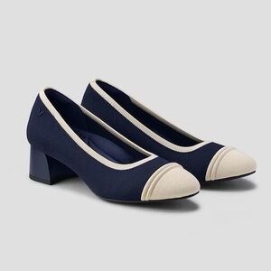 Vivaia Round Toe Chunky Heels Julie Pro Navy Beige Size 39.5 /8.5